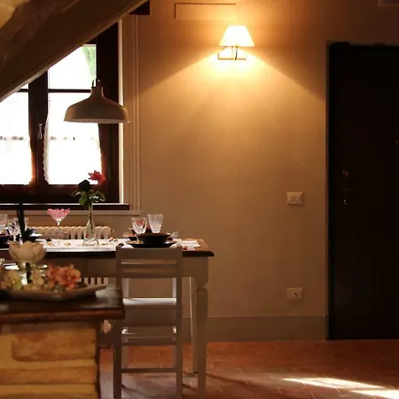 Il Cortile Delle Rose House Casa vacanze *